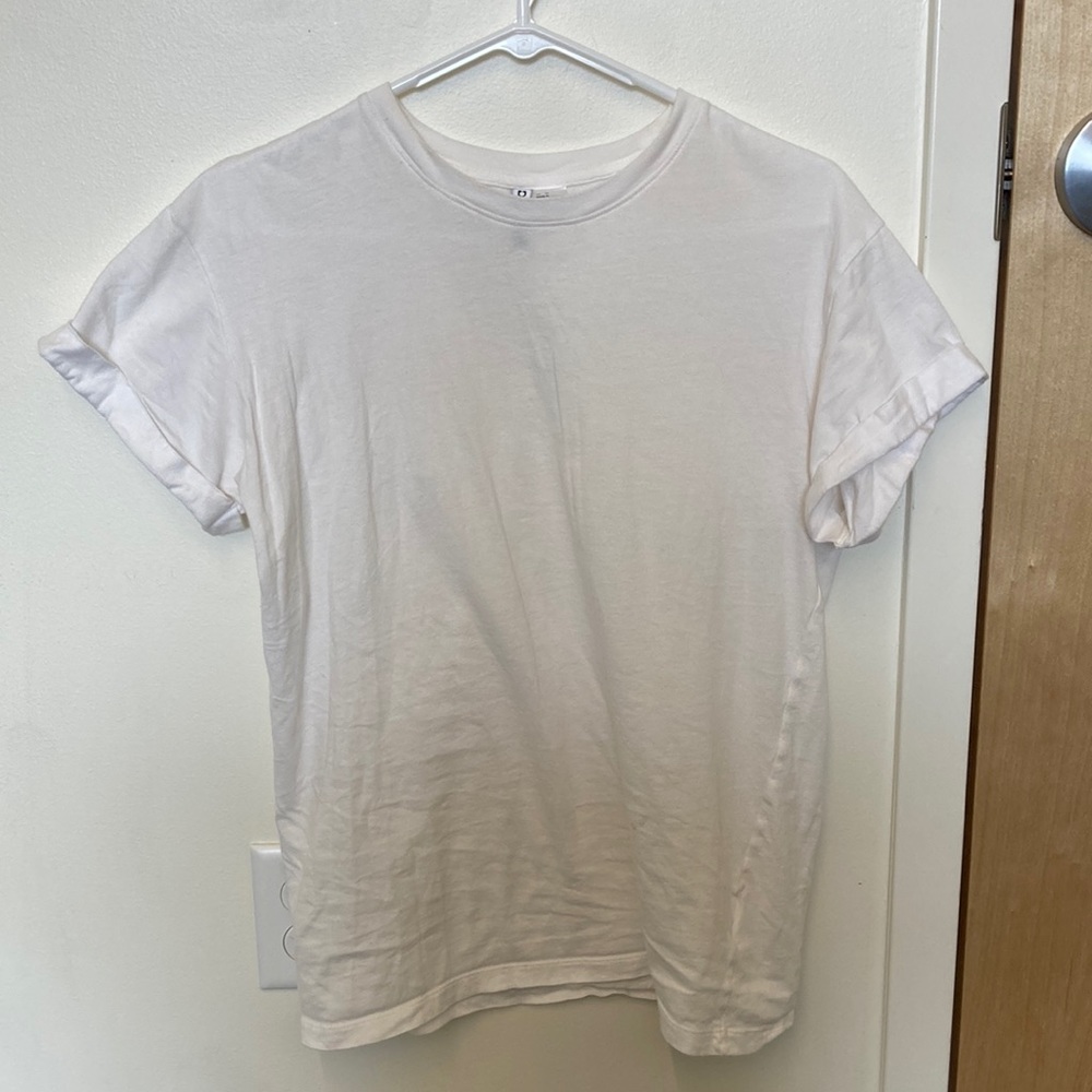 DIVIDED Women’s Boyfriend tee